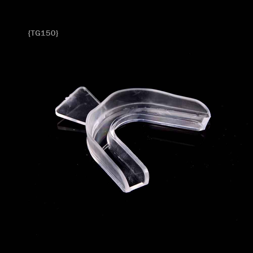 2 Pcs Dental Mouthguard Trays  - Teeth Whitening Home Kit recensione e prezzo